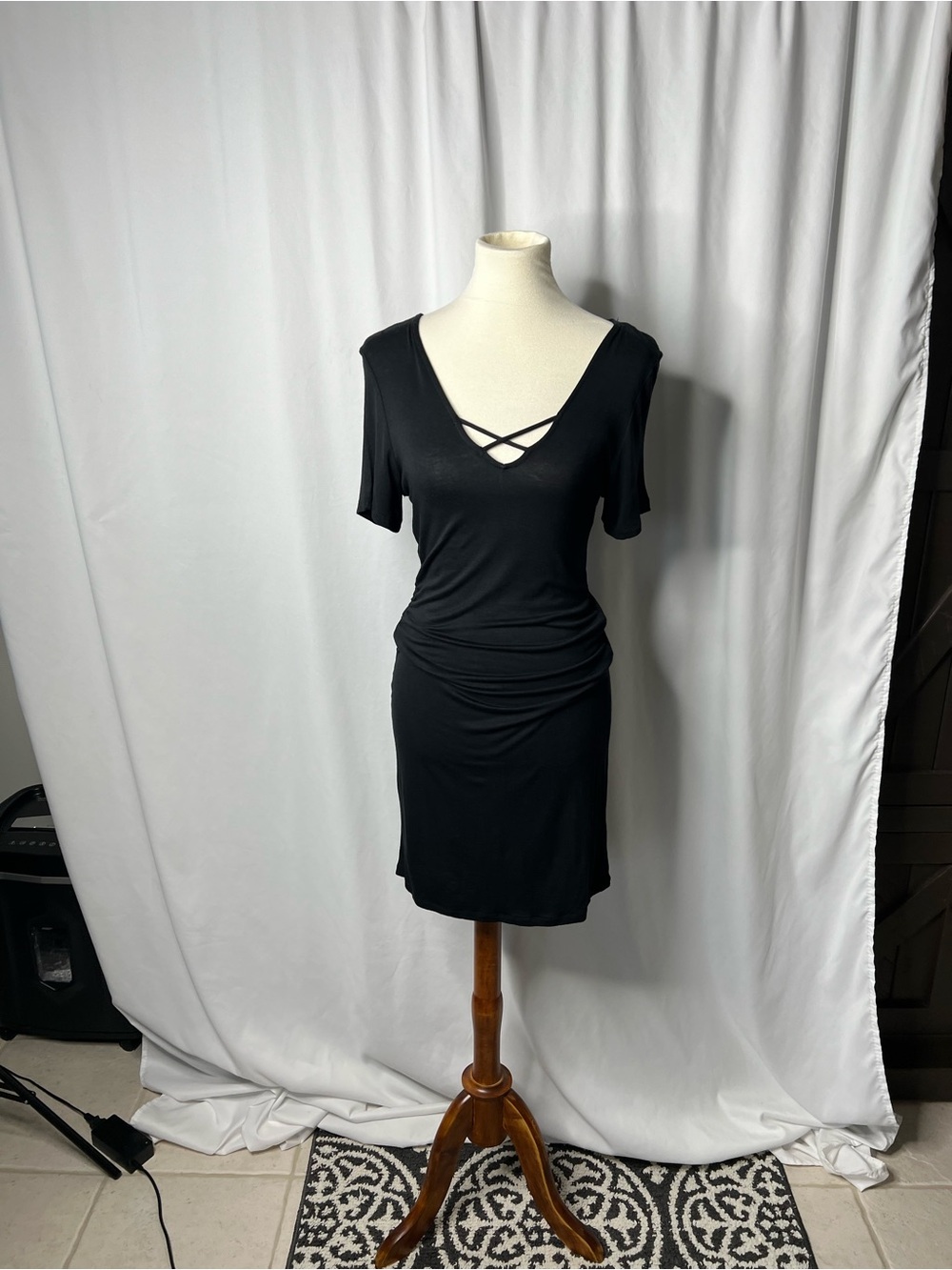 VENUS Black Ruched Bodycon Dress Crisscross Strappy V-Neck Stretch - SIZE MEDIUM